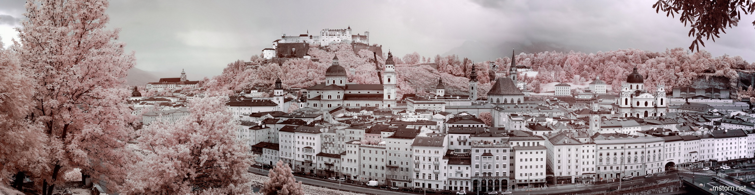 2014-08-31 Salzburg IR pano_smx.jpg